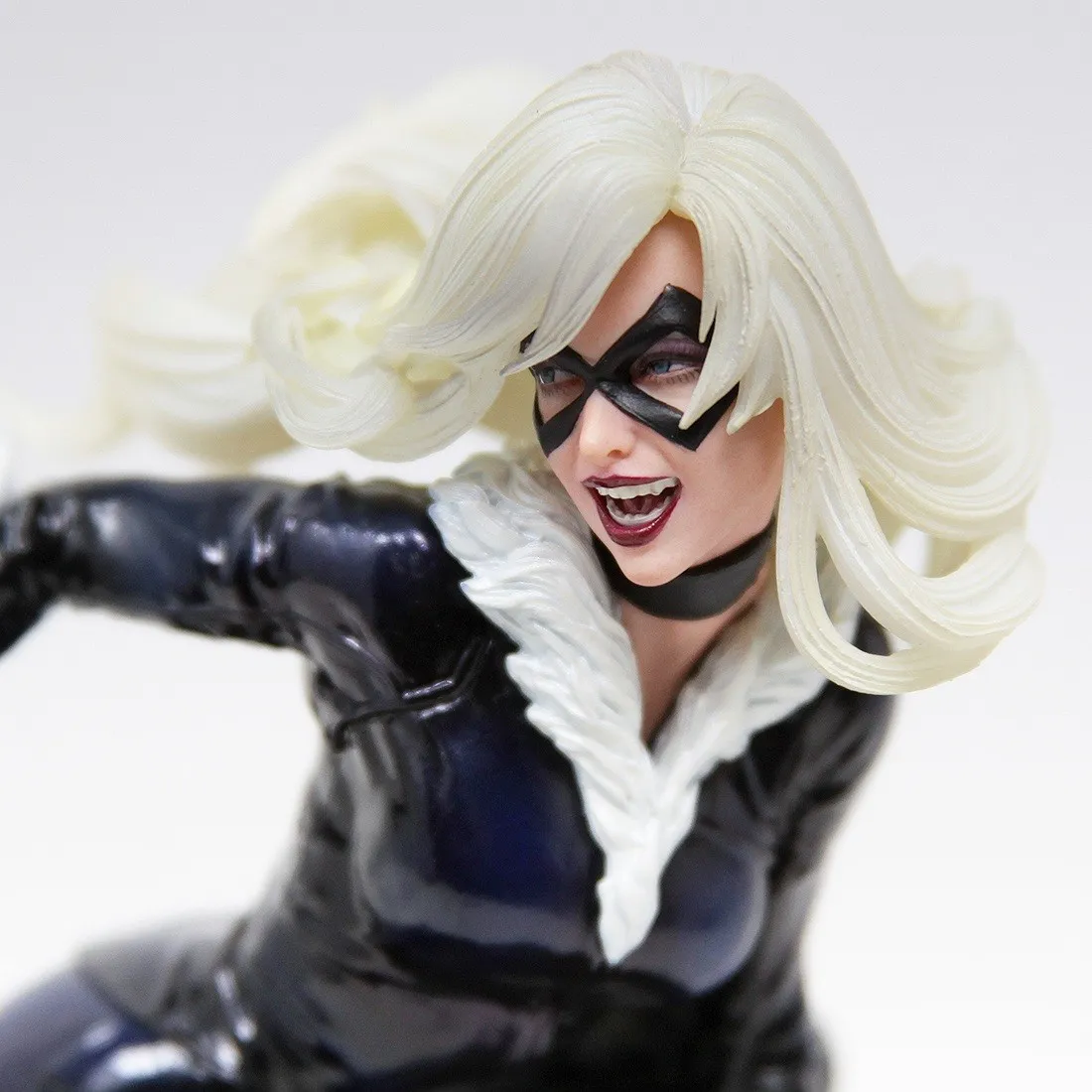 Kotobukiya ARTFX Premier Marvel Universe Black Cat Statue (black)