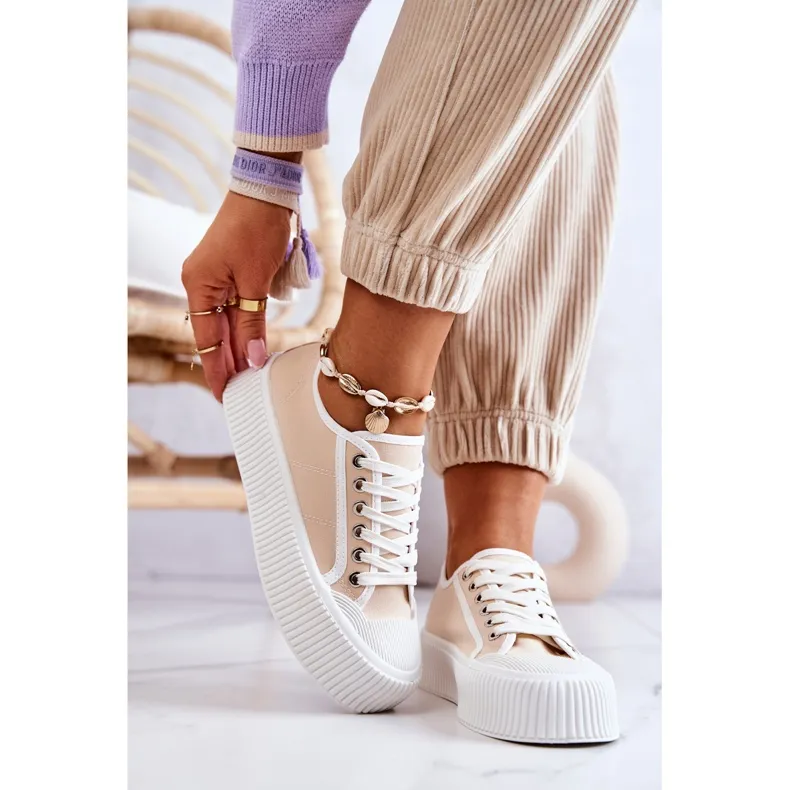 Low Sneakers On Beige Mischa Platform