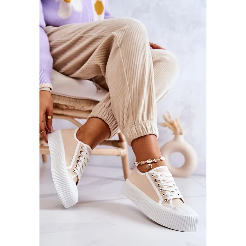 Low Sneakers On Beige Mischa Platform