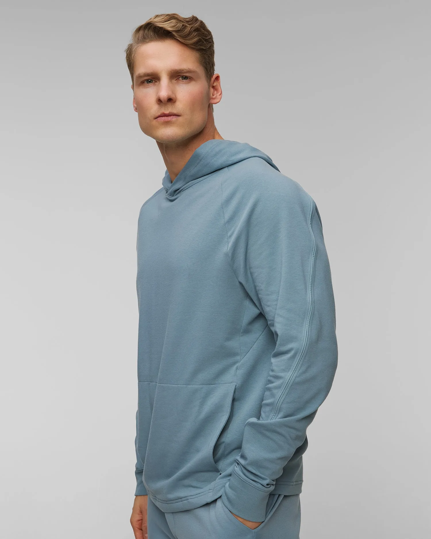 Men's On Running Movement Hoodie 1ME30112523-coast