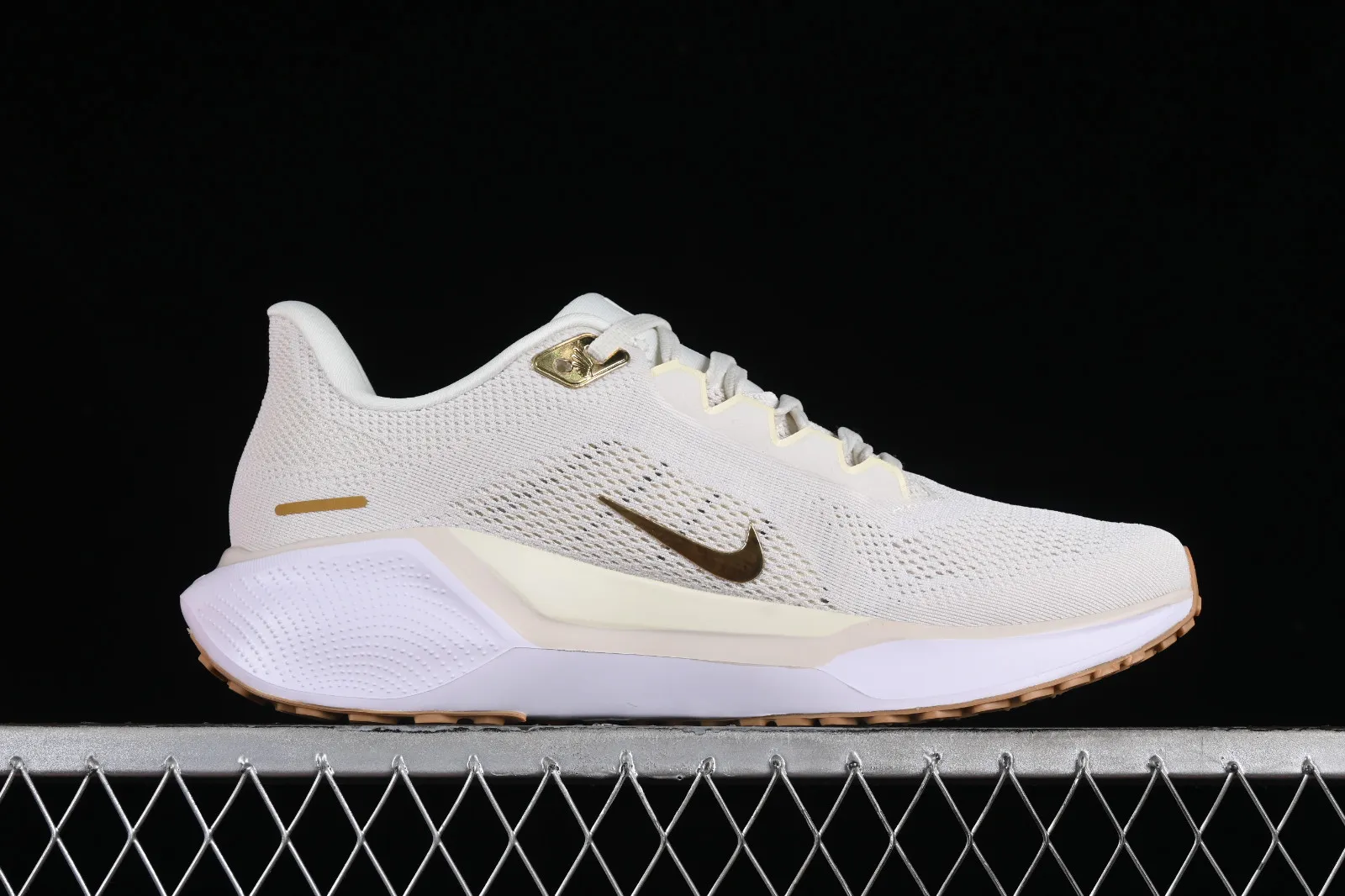 Nike Air Zoom Pegasus 41 Light Pumice Metallic Gold FD2723-005