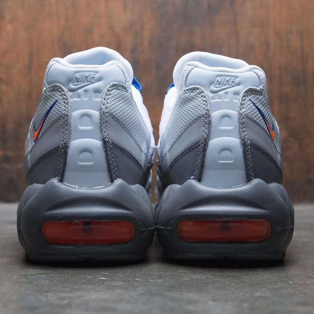 Nike Men Air Max 95 Essential (cool grey / total orange-white)