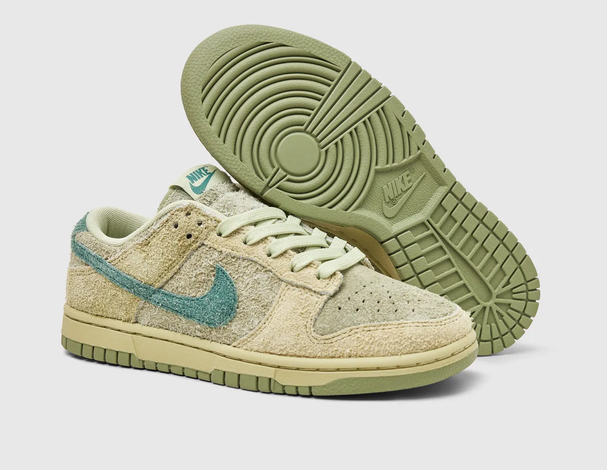 Nike Women's Dunk Low Olive Aura / Bicoastal - Oil Green