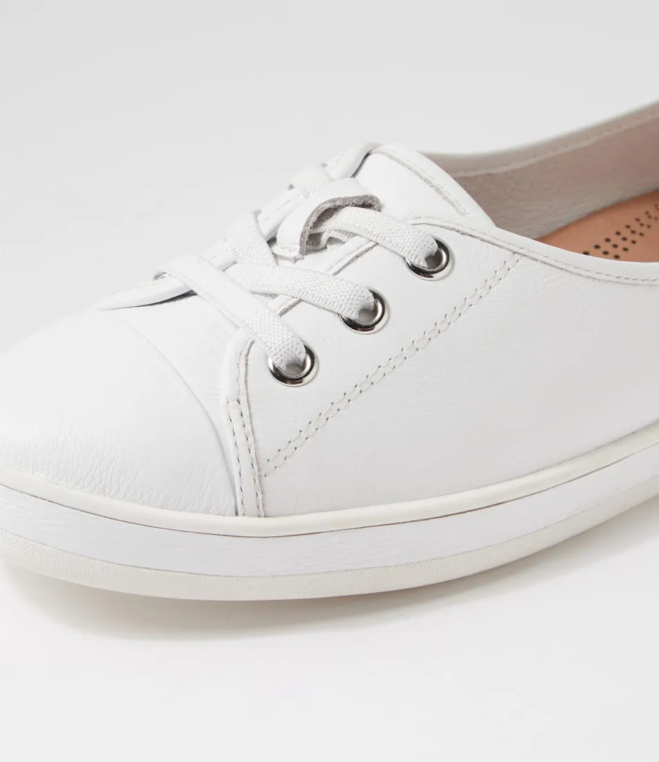 SUPERSOFT Augusts White Leather Sneakers